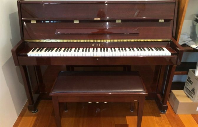 Beale Upright upright piano
